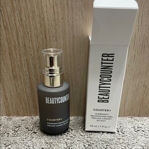 Beautycounter Counter+ Resurfacing Peel in Gray and White